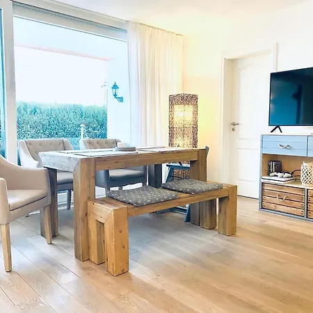 Hohes Ufer Strandklippe הוווכט